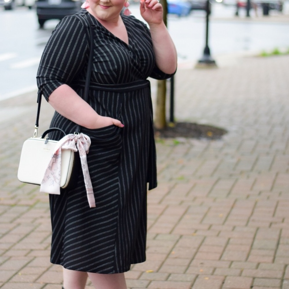 Kiyonna Harmony faux wrap dress black white stripes 4X plus size - Picture 10 of 12